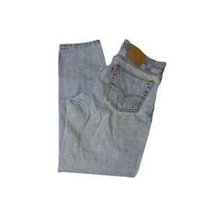 Vintage Levi’s 550 Light Wash Denim Jeans Size 32/30 Made In USA